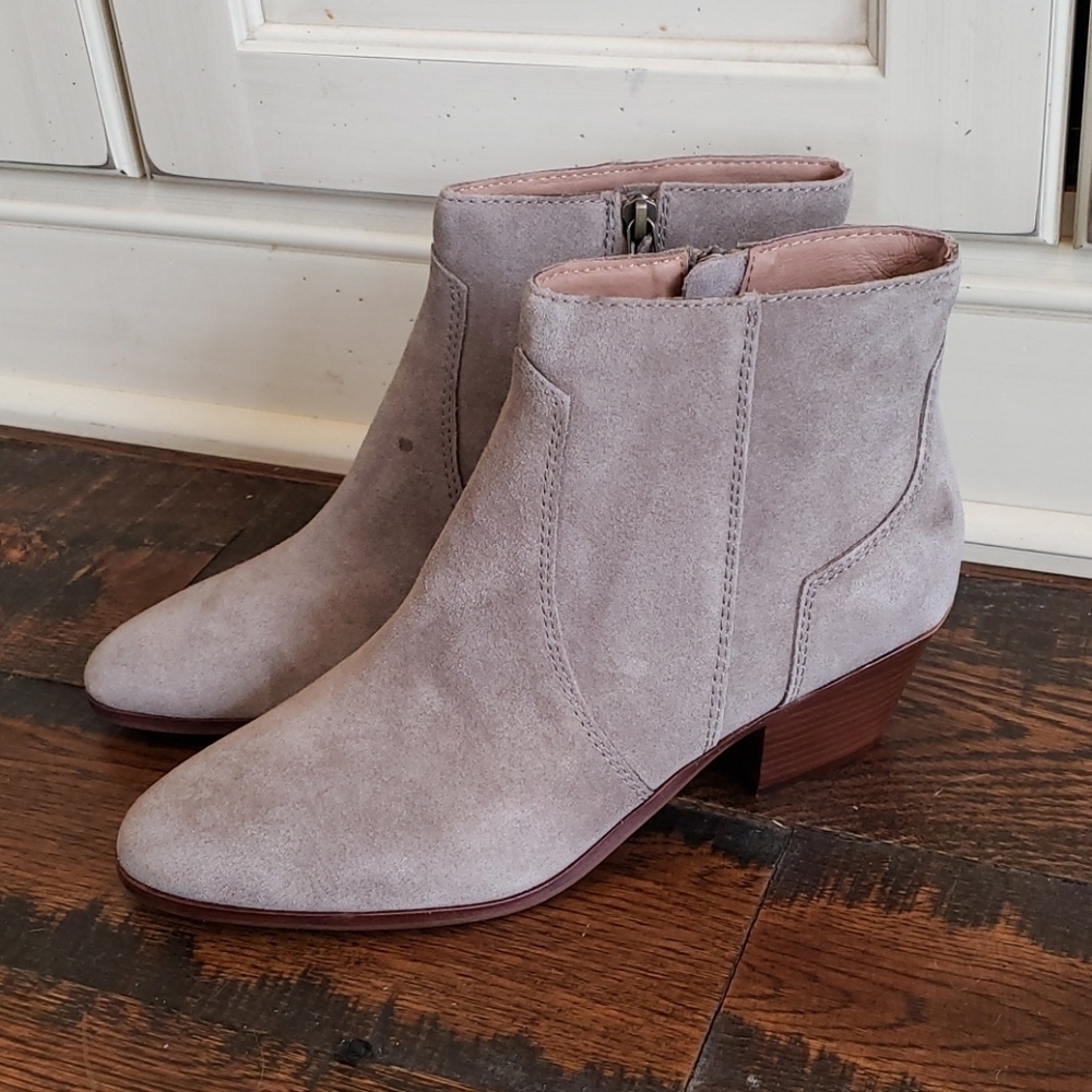 Madewell The Western Boot in Suede

AE355